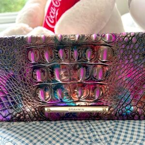 Brahmin Luminous Melbourne ADY Wallet-BNWT